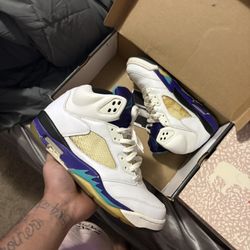 jordan 5s size 10 
