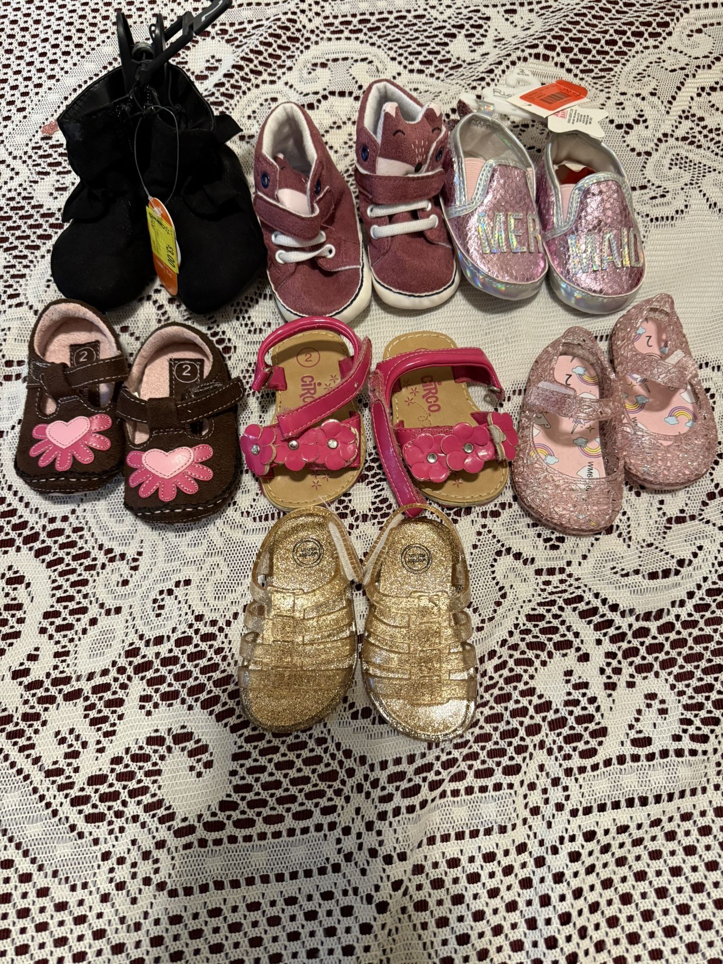Kids Shows Size 2 