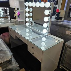 Brand New Vanity 5 Drawers Bluetooth Hollywood Mirror $675 FREE LOCAL DELIVERY 1 LEFT
