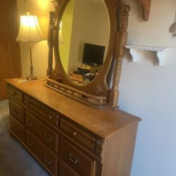 Dresser With Mirror
