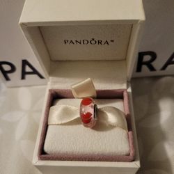 Authentic Pandora Lips Glass Charm!!