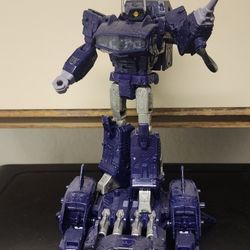 Transformers Wfc Siege Leader Class Shockwave 
