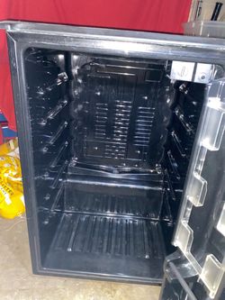 Mini fridge