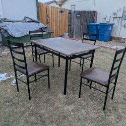 Small Dinette Table With Four Chairs