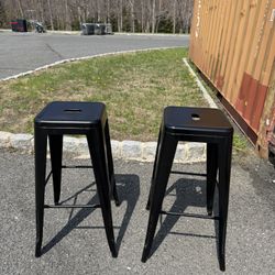 2 Bar Stools