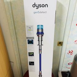 Dyson Gen 5 Detect Cordless Vacuum With 7 Accessories ( Brand New ) 