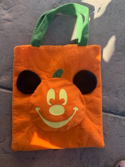 Disney Parks Mickey Mouse Glow In The Dark Pumpkin Trick Or Treat Halloween Bag