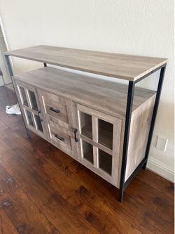 Farmhouse credenza