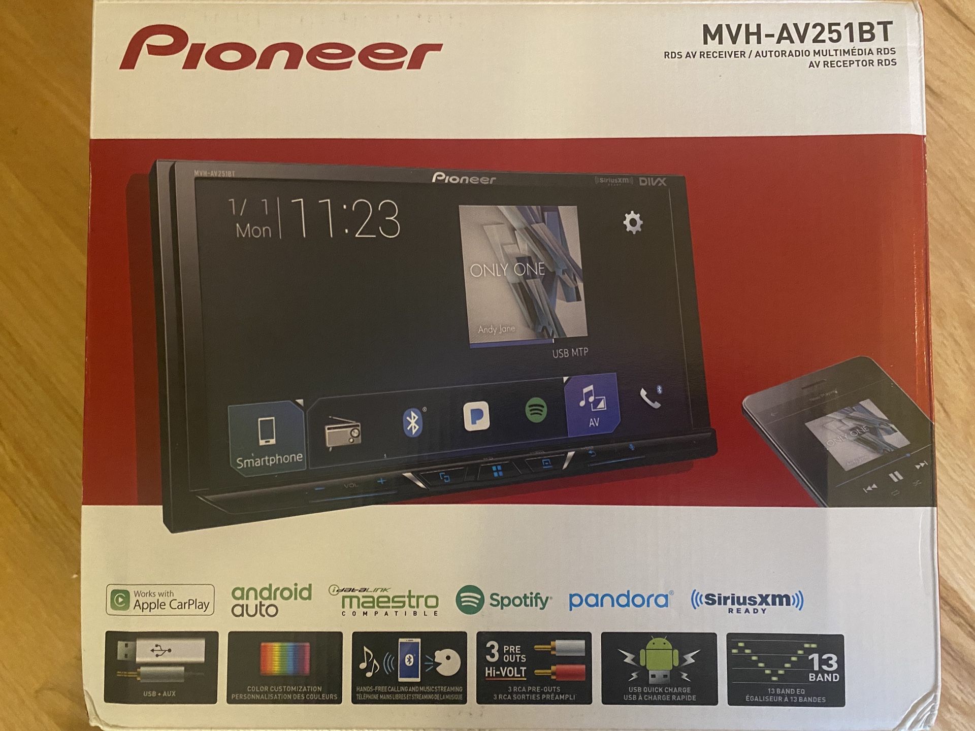 Pioneer Car Stereo System- Digital MultiMedia Video Receiver