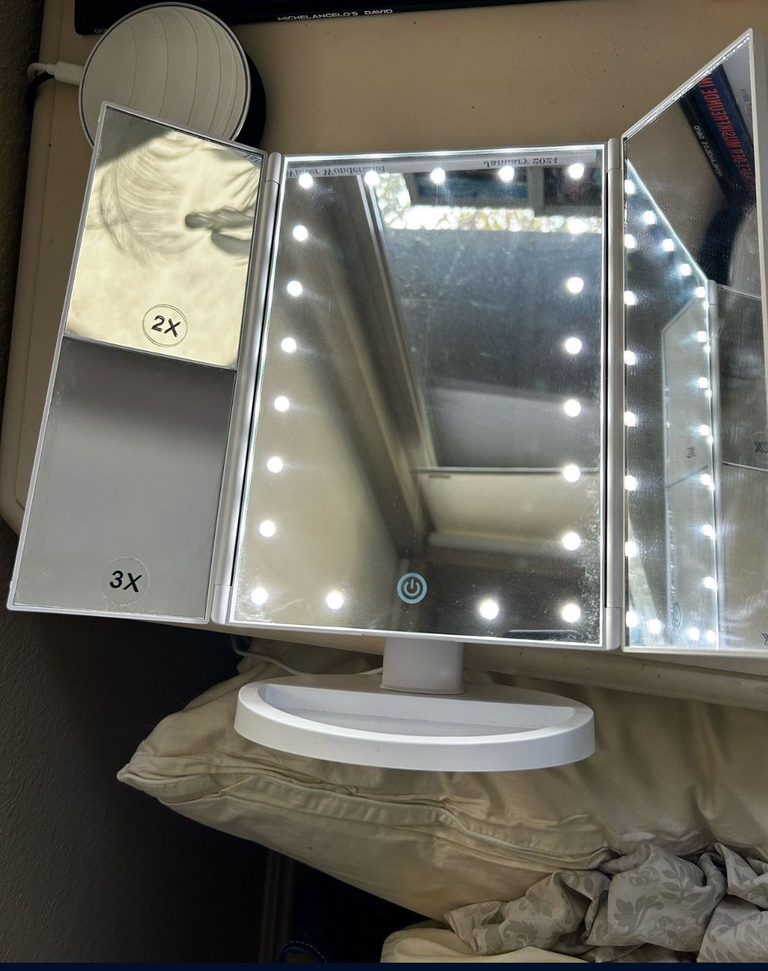 Vanity Tri-Fold Mirror (Light Up- Batteries/plug)