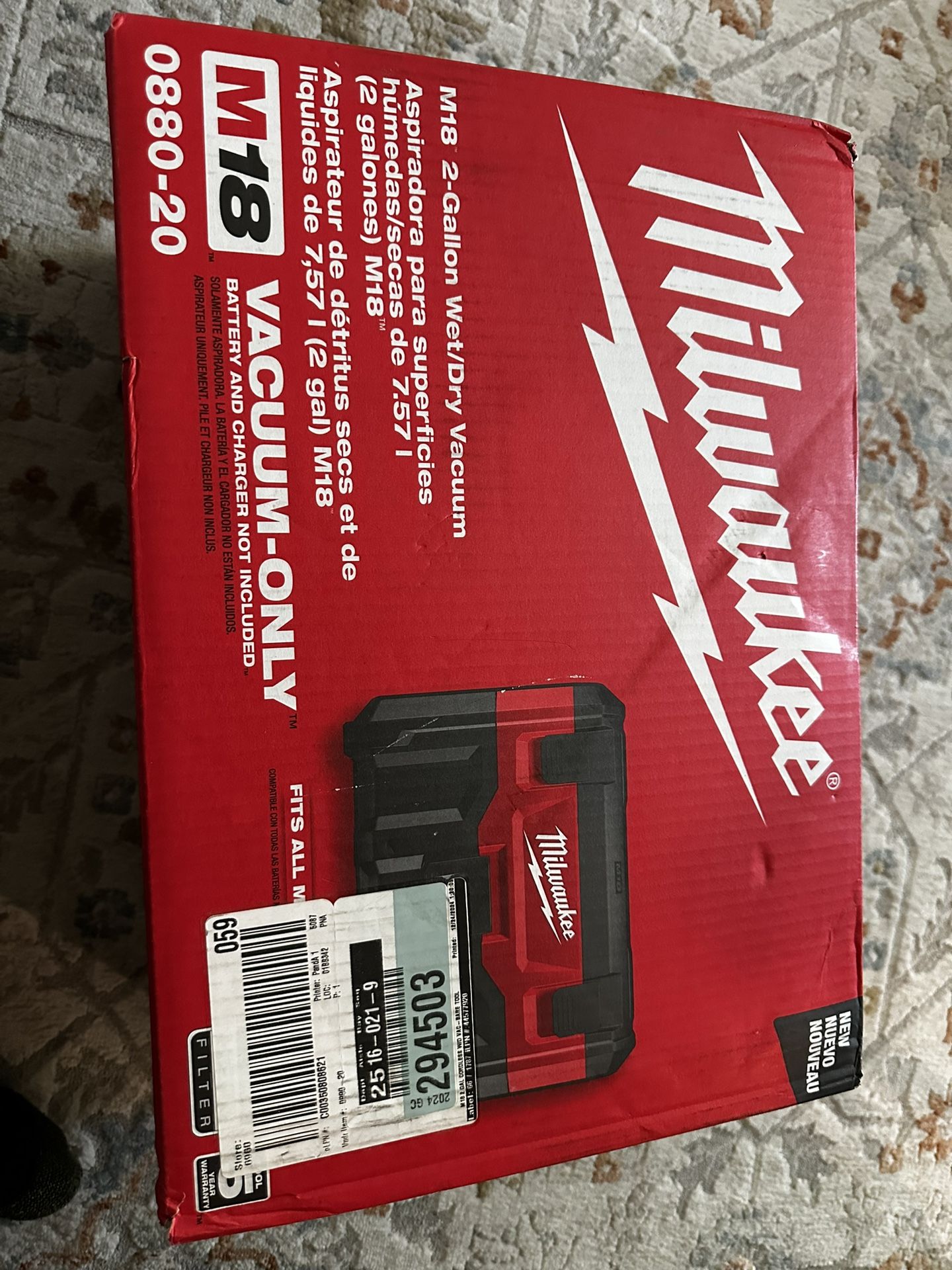 Milwaukee M18 Wet Dry Vacuum