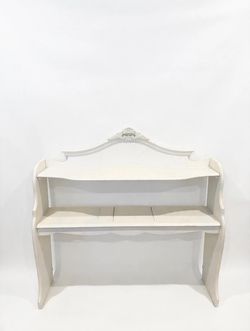 White Ornate Shelf / Bookcase – Carved Top Detail (Free)