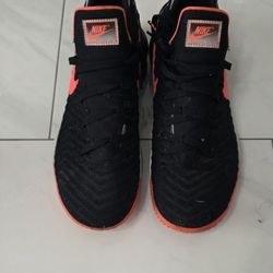 Nike Lebron shoes Mens size 10 Air Tech Challenge Black Hot Lava CI1521-001