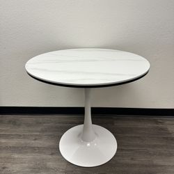 Modern Round Tulip Dining Table – 31.5” – Sintered Stone Top