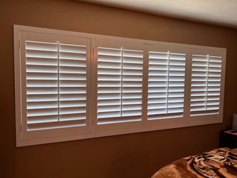 Interior Wood Shutters- Custom, Plantation, Professional Installation, Licensed Company, Window Treatments & Coverings, Persianas De Madera, Espanol