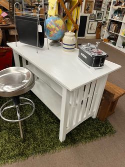 White Farm Table