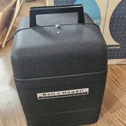 Vintage 8MM camera, projector and viewer/splicer