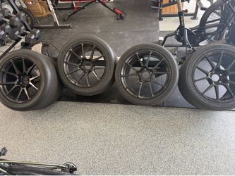 GS1Rs with set of Hoosier a7s