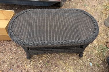 Resin Wicker Cocktail Table