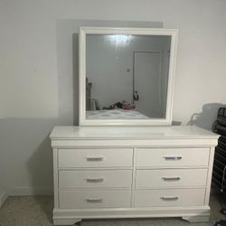 White Dresser With Mirror 