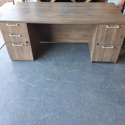 Alera Double Pedestal Desk 
