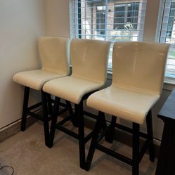 3 Rooms To Go Bar Stools. NEED GONE ASAP - MAKE OFFER