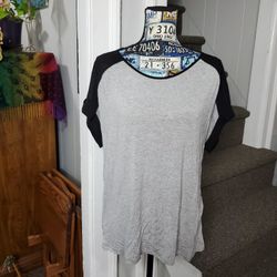 GRAY TSHIRT WITH BLACK SHEER SHOULDERS & UPPER  BACK