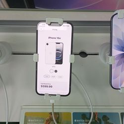 iPhone 16e 