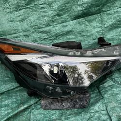 2021 Hyundai Elantra , OEM Headlight 