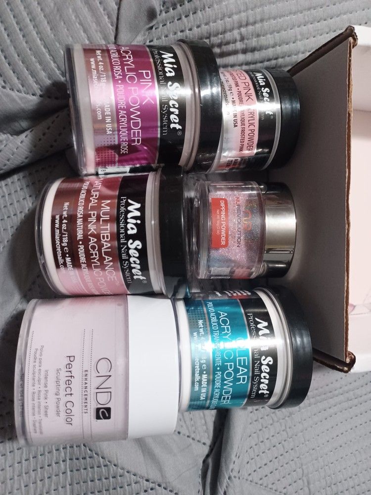 Mia secret acrylic powders 😊 ( Lightly Used) 