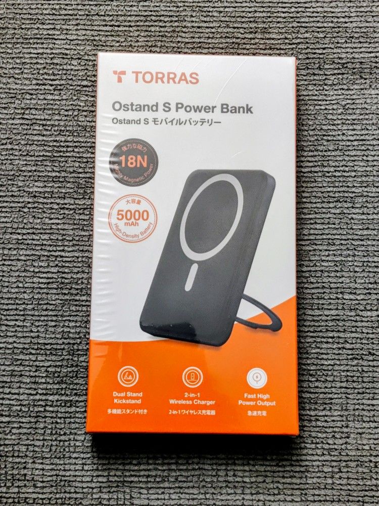 Magsafe Power Bank For iPhone Samsung CERTIFIED Wireless Charging Slim Power bank  With Phone Stand