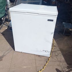 Magic Chef Freezer 