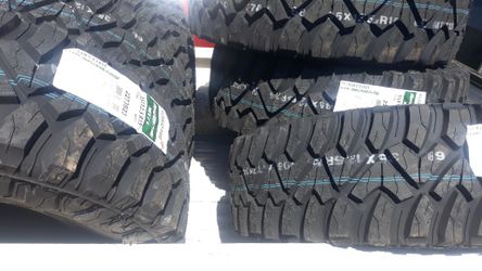 35x12.50r15 kumho mt71 new tires 4pcs$700