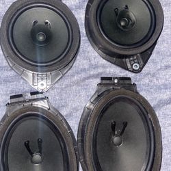 2015 Chevy Silverado Speakers