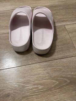 Nike calm slides light pink