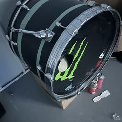 23 inch Bass drum like new