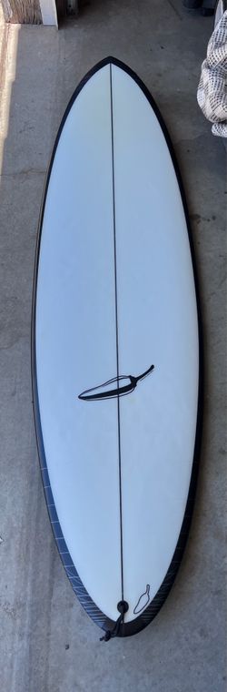 6’1” Chilli Middy surfboard with fins