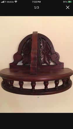 MAHOGANY ANTIQUE DISPLAY SHELF