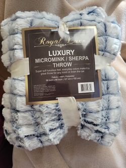 New Luxury Sherpa Throw