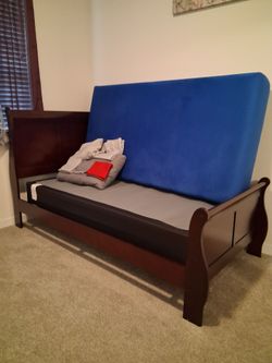 Twin bed furniture and Chest