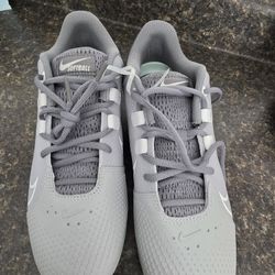 Nike Women's renew  Metal Softball Cleats 