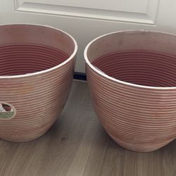 Big Planters Set Of 2 New