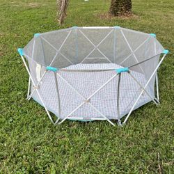 Regalo Portable Play Yard