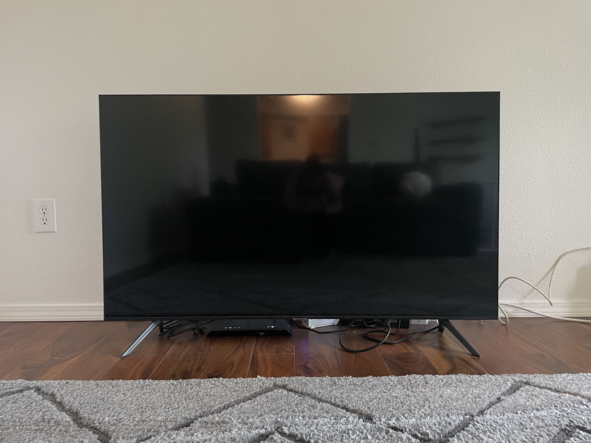 55" Samsung TV