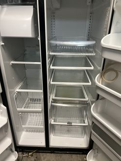 Maytag Refrigerator With Ice maker 