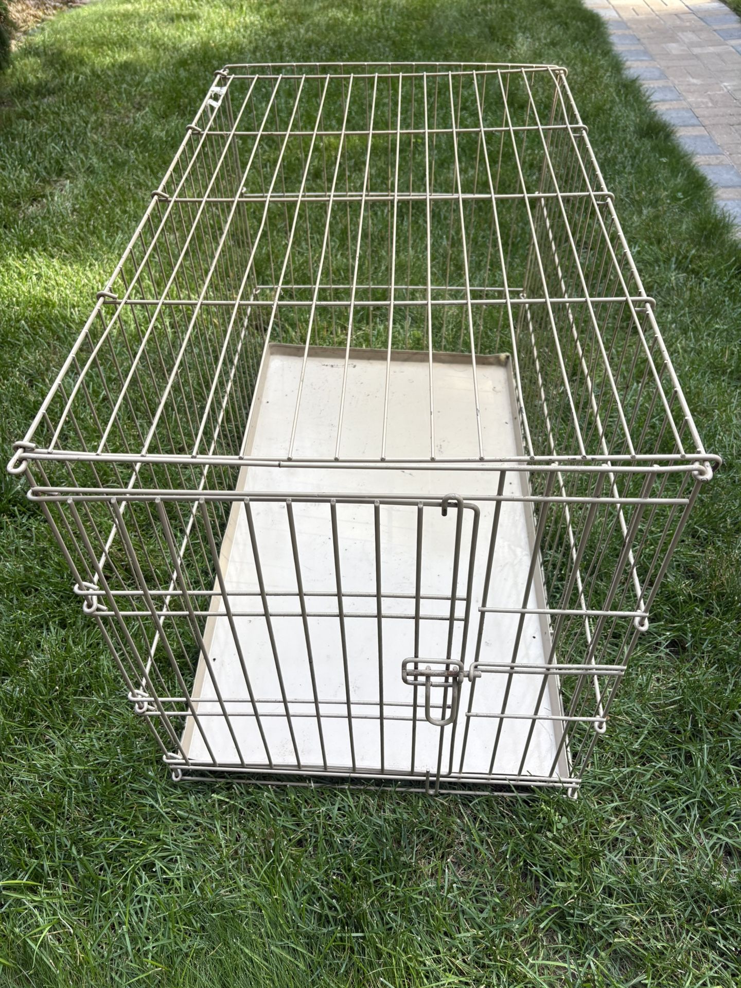 Dog crate