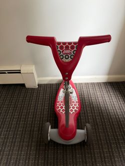 Radio Flyer Scooter (2-5 yr old)