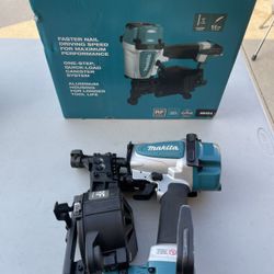 Like New Makita Air Roofing Nailer Coil 1-1-3/4”