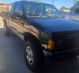 1986 Nissan Truck