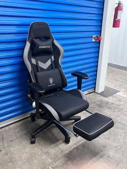 Gaming Chair New Assembled Or In Box